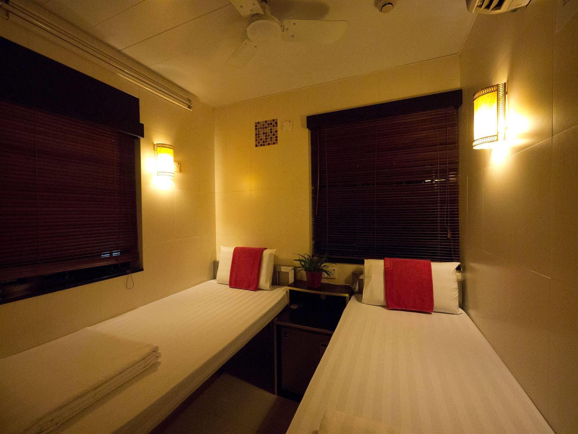 New Fortunate Guest House هونغ كونغ المظهر الخارجي الصورة