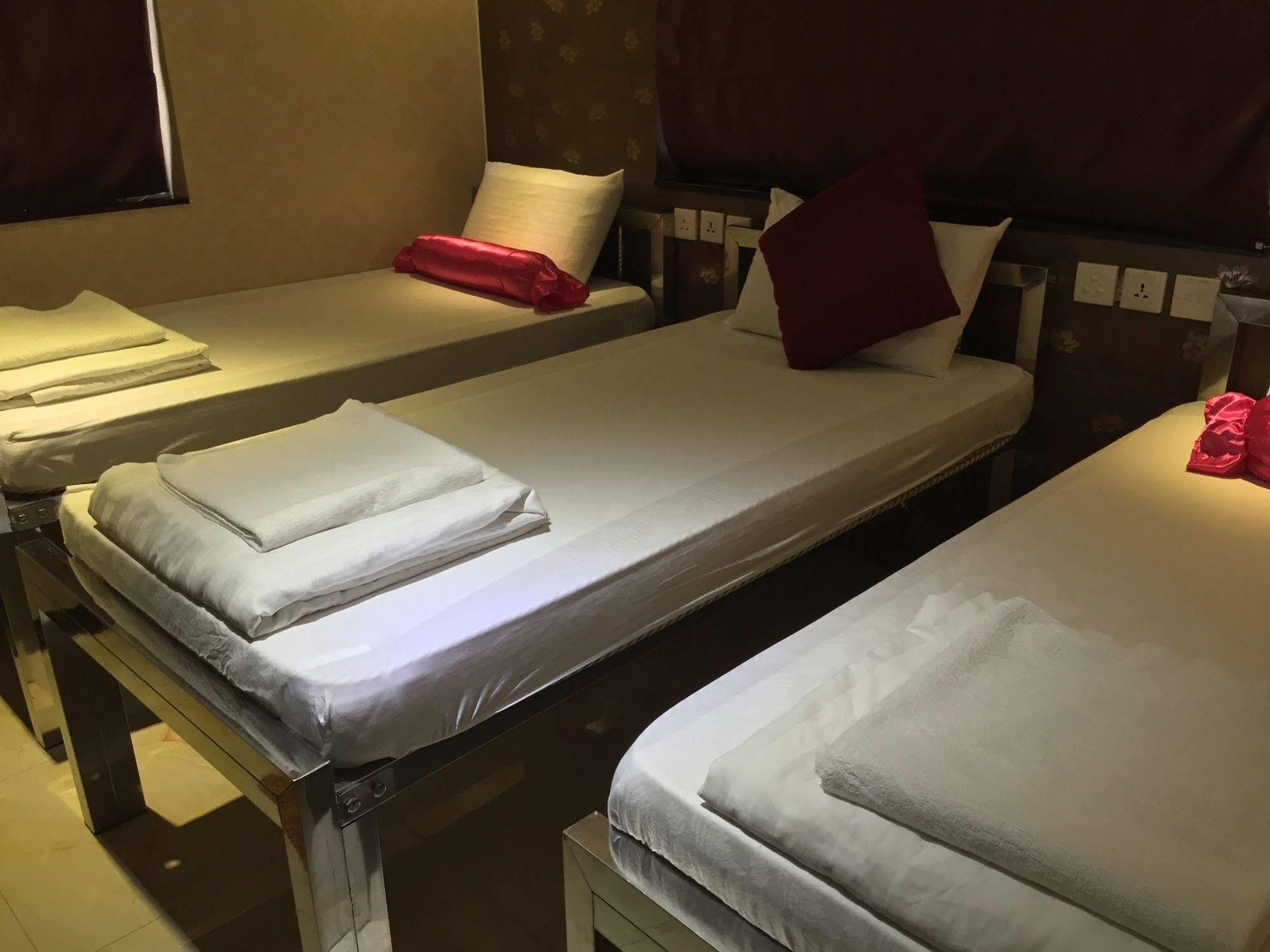 New Fortunate Guest House هونغ كونغ المظهر الخارجي الصورة